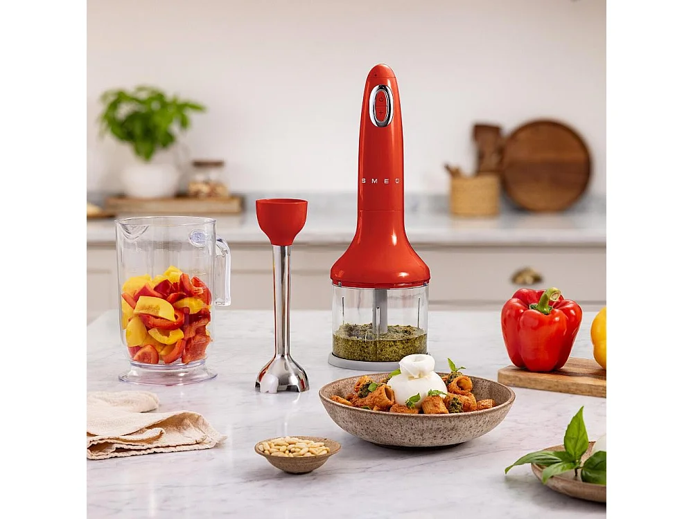 Mixeur avec accessoires rouge