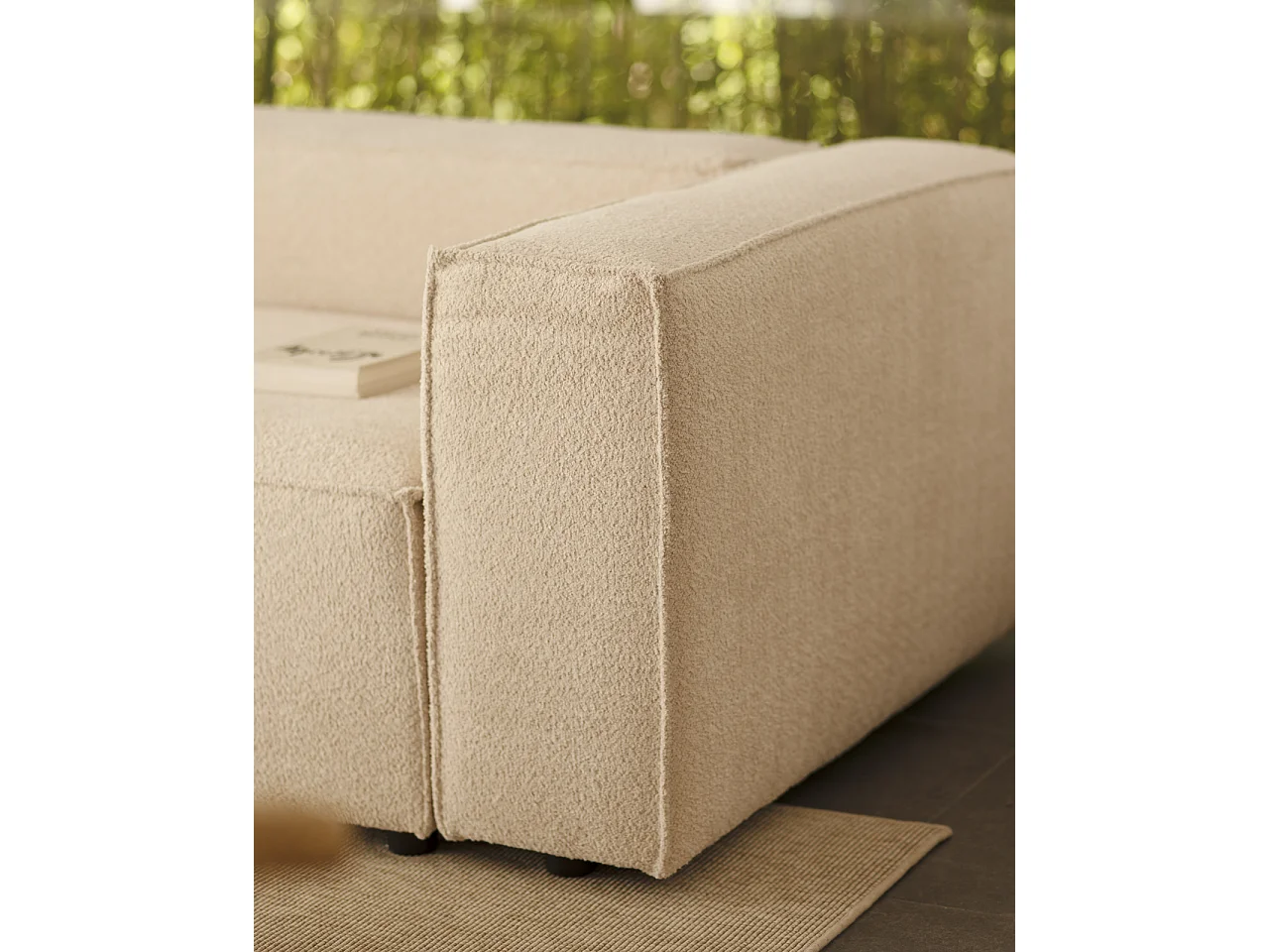 Sofá de 3/4 plazas de bouclé color beige de 210x110cm - LOLA - DECOWOOD