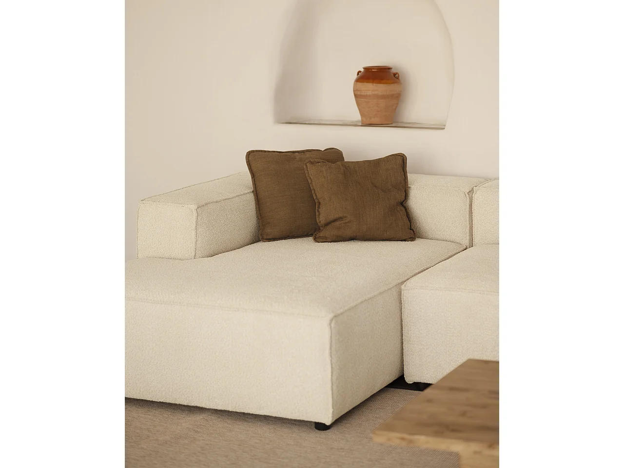 Canapé d'angle gauche 3/4 places bouclé couleur blanc cassé 250x175cm