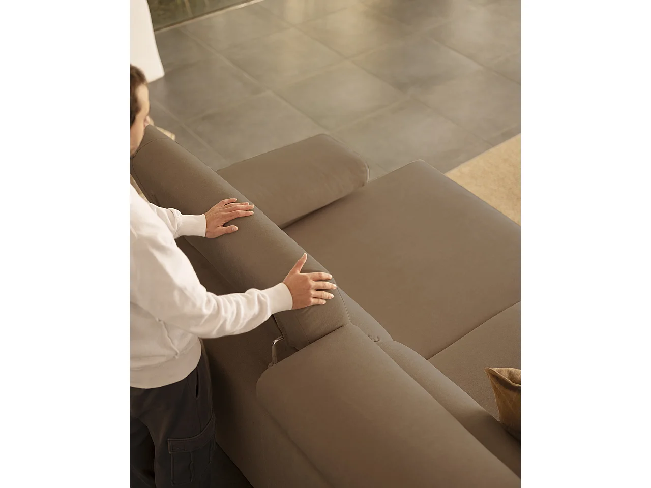 Canapé 4 places d'angle gauche couleur marron taupe 278cm