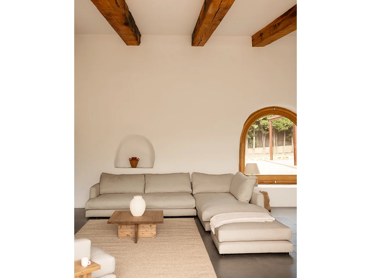 Divano 4 posti con chaise longue a destra grigio chiaro 325cm