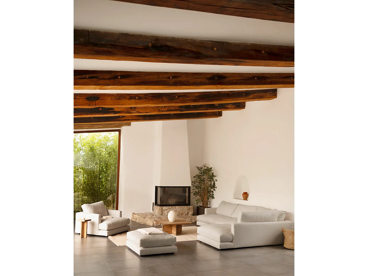 Divano 4 posti con chaise longue a destra grigio chiaro 325cm