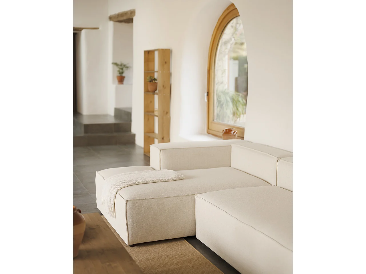 Sofá 4/5 plazas y chaise longue izquierdo color blanco roto 300x175cm - LOLA - DECOWOOD