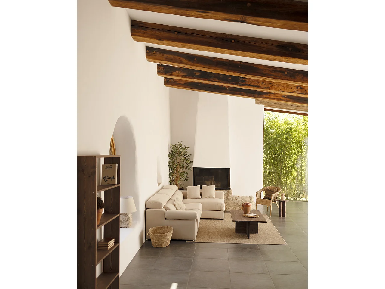 Divano 4/5 posti con CHL destra colore beige 300x168cm