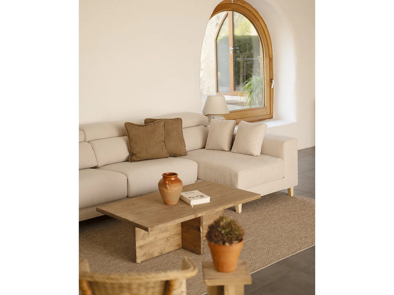 Sofá 4/5 plazas y chaise longue derecho color beige 300cm - MONICA - DECOWOOD