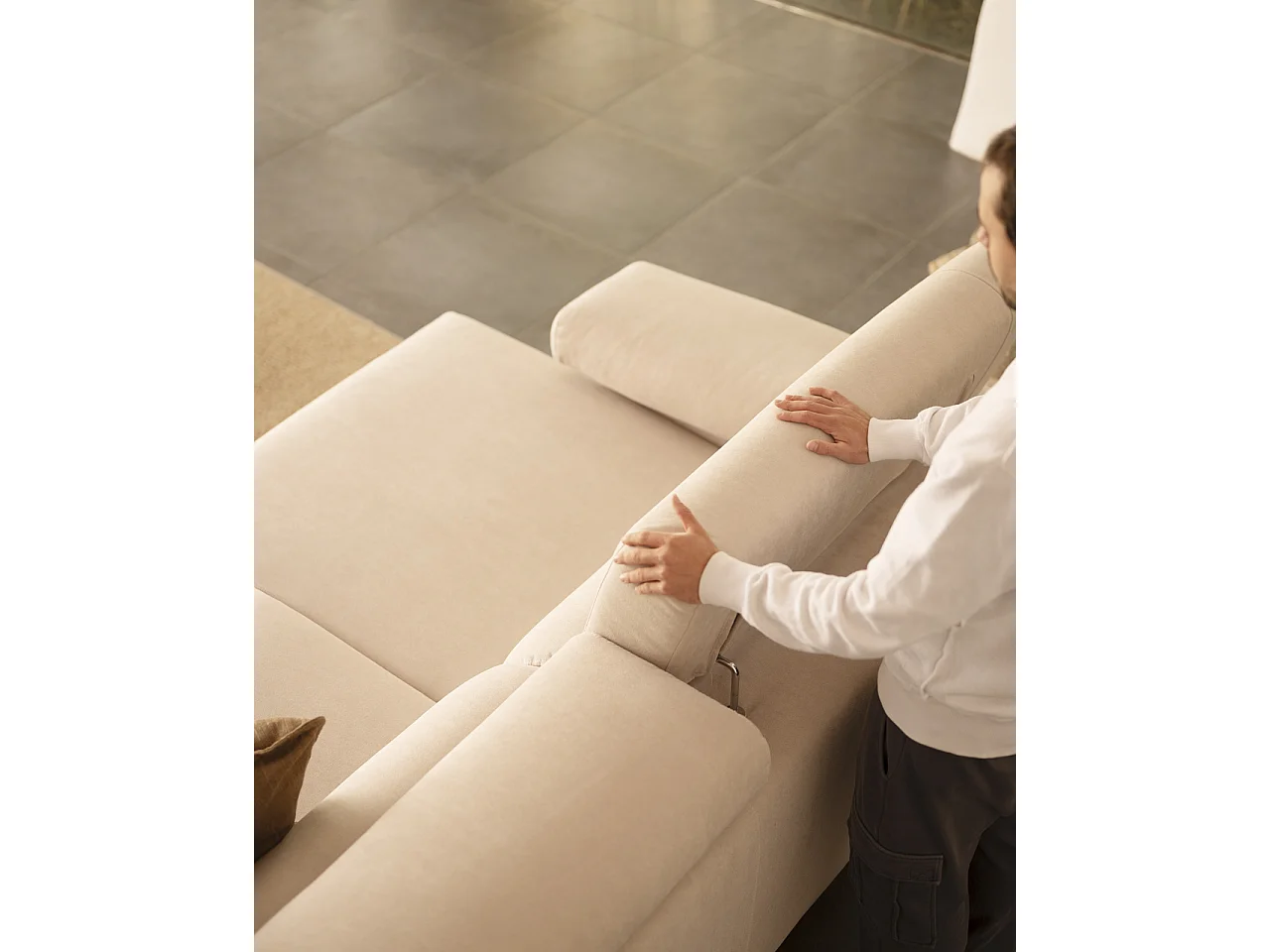 Sofá 4/5 plazas y chaise longue derecho color beige 300cm - MONICA - DECOWOOD