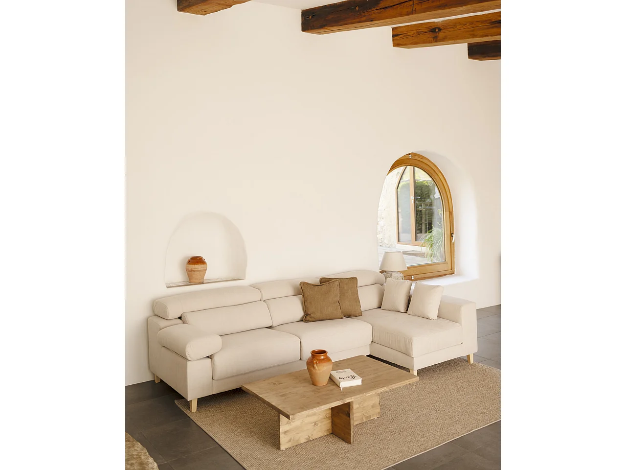 Divano 4/5 posti con chaise longue destra colore beige 300cm