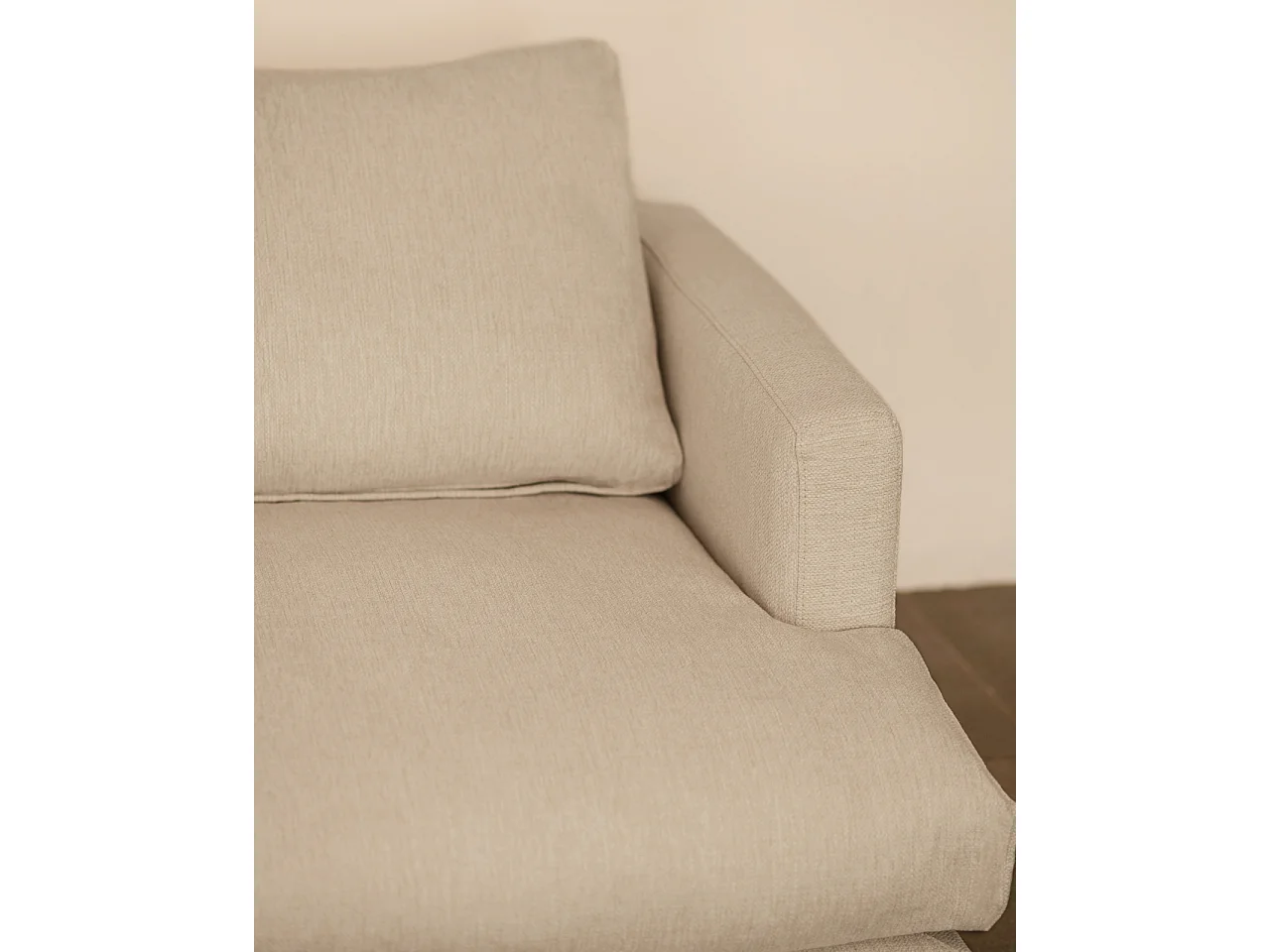 Divano 4 posti con chaise longue a sinistra tono grigio chiaro 325cm