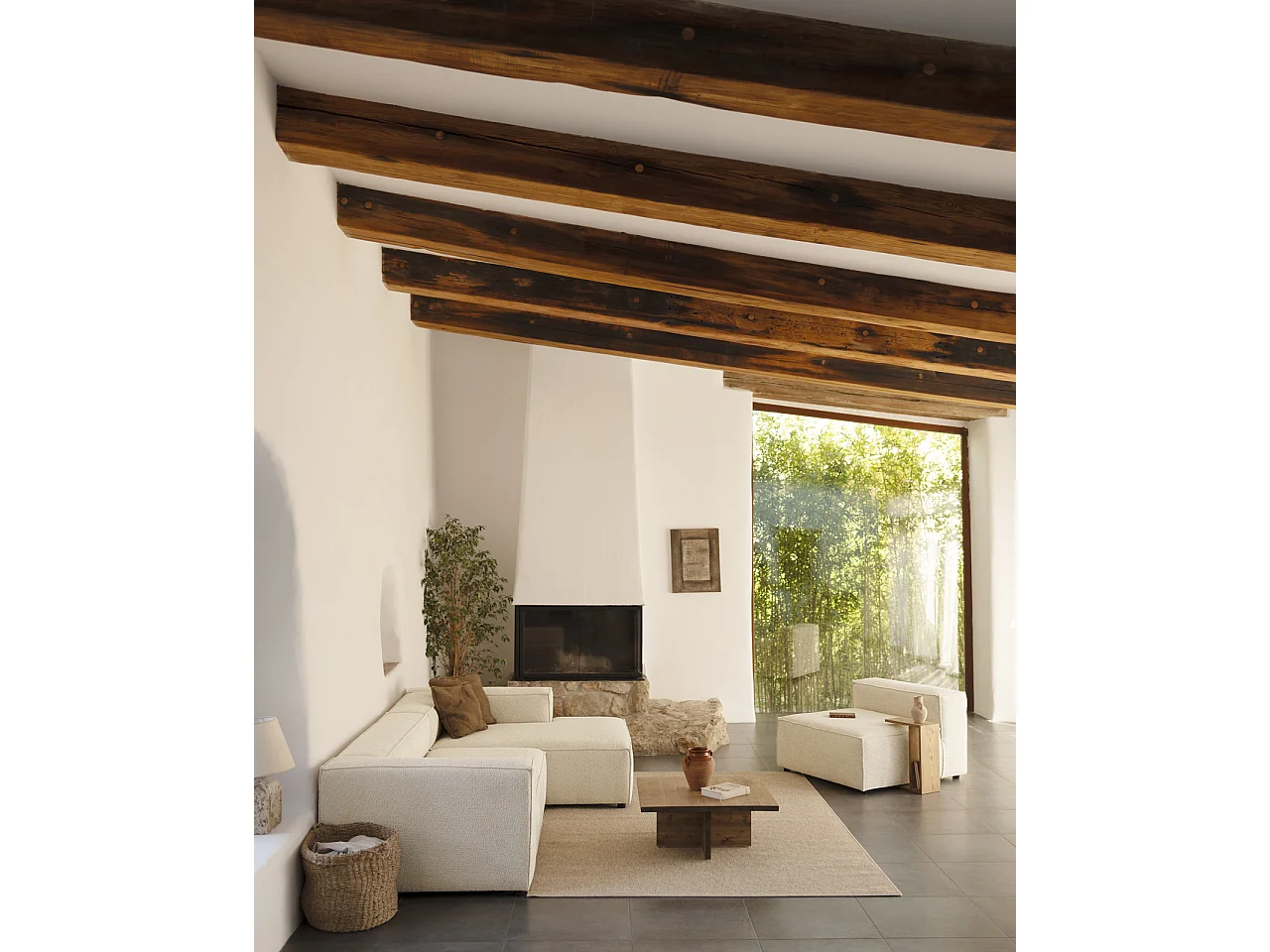 Divano 4 posti con chaise longue a destra colore bianco 250x175cm