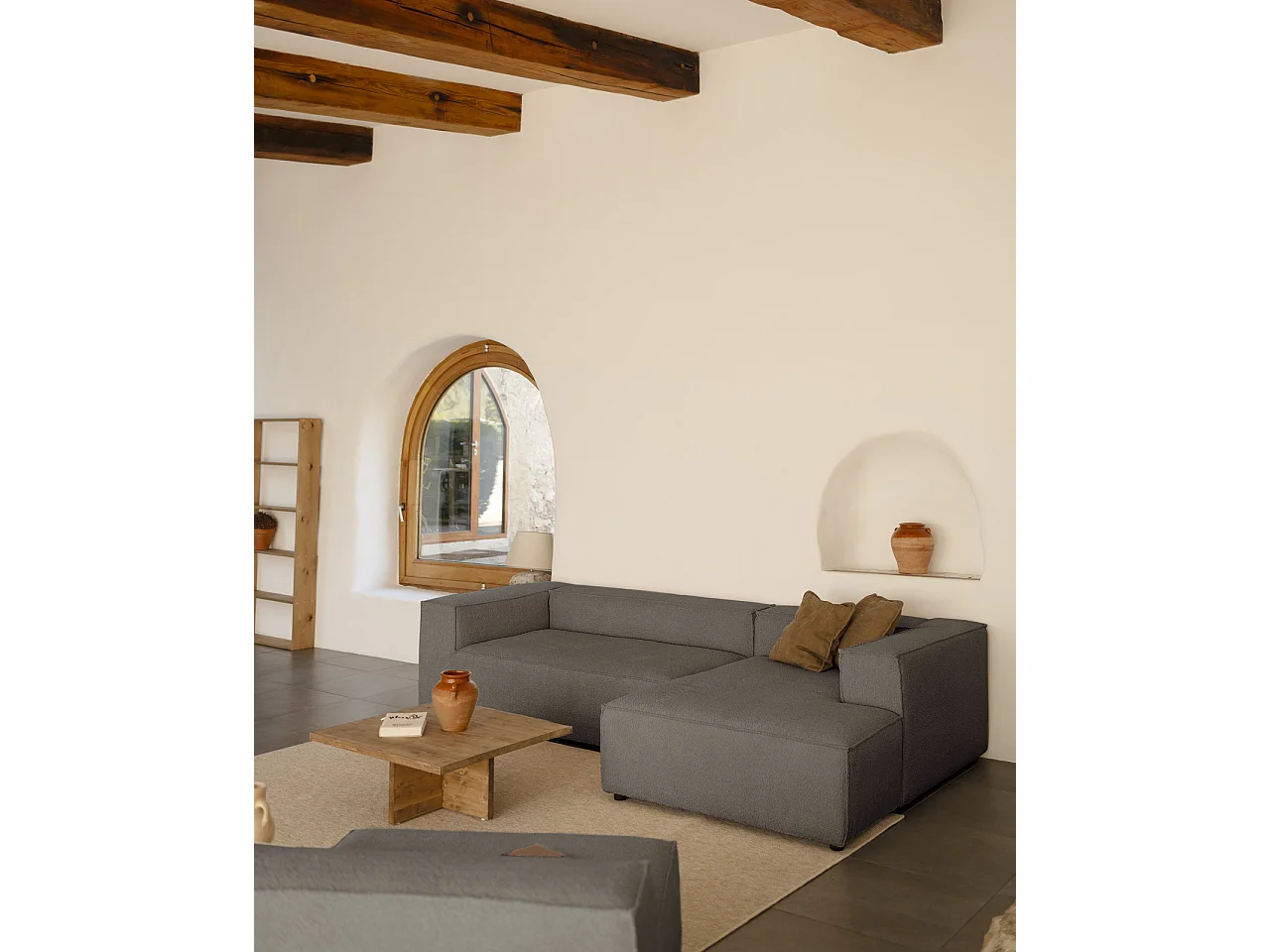 Sofá 4/5 plazas y chaise longue derecho color gris oscuro 300x175cm - LOLA - DECOWOOD