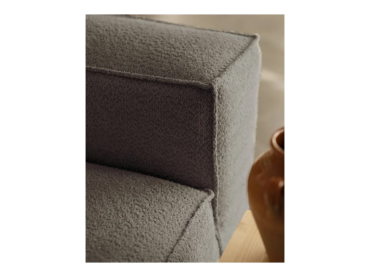 Canapé d'angle droit 4 places en bouclé couleur gris foncé 300x175cm