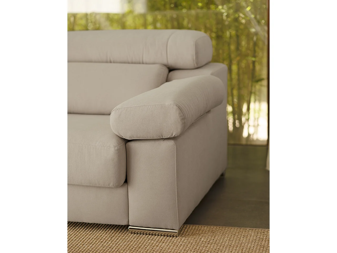 Divano 3/4 posti colore grigio chiaro 215x104cm