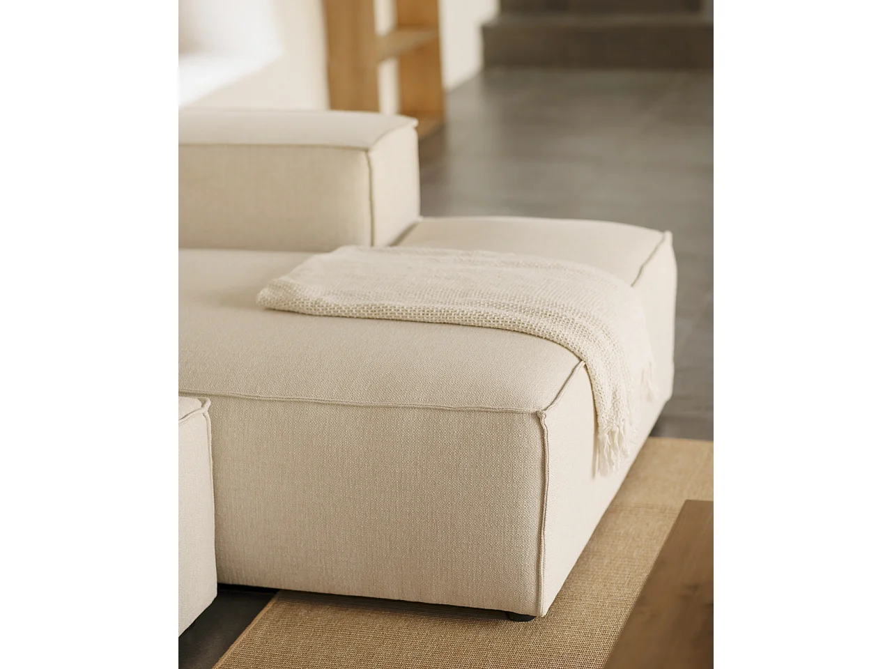 Sofá 4 plazas y chaise longue derecho color blanco roto 250x175cm - LOLA - DECOWOOD
