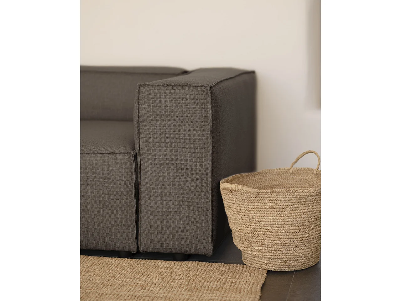 Divano 3/4 posti colore grigio scuro 210x110cm