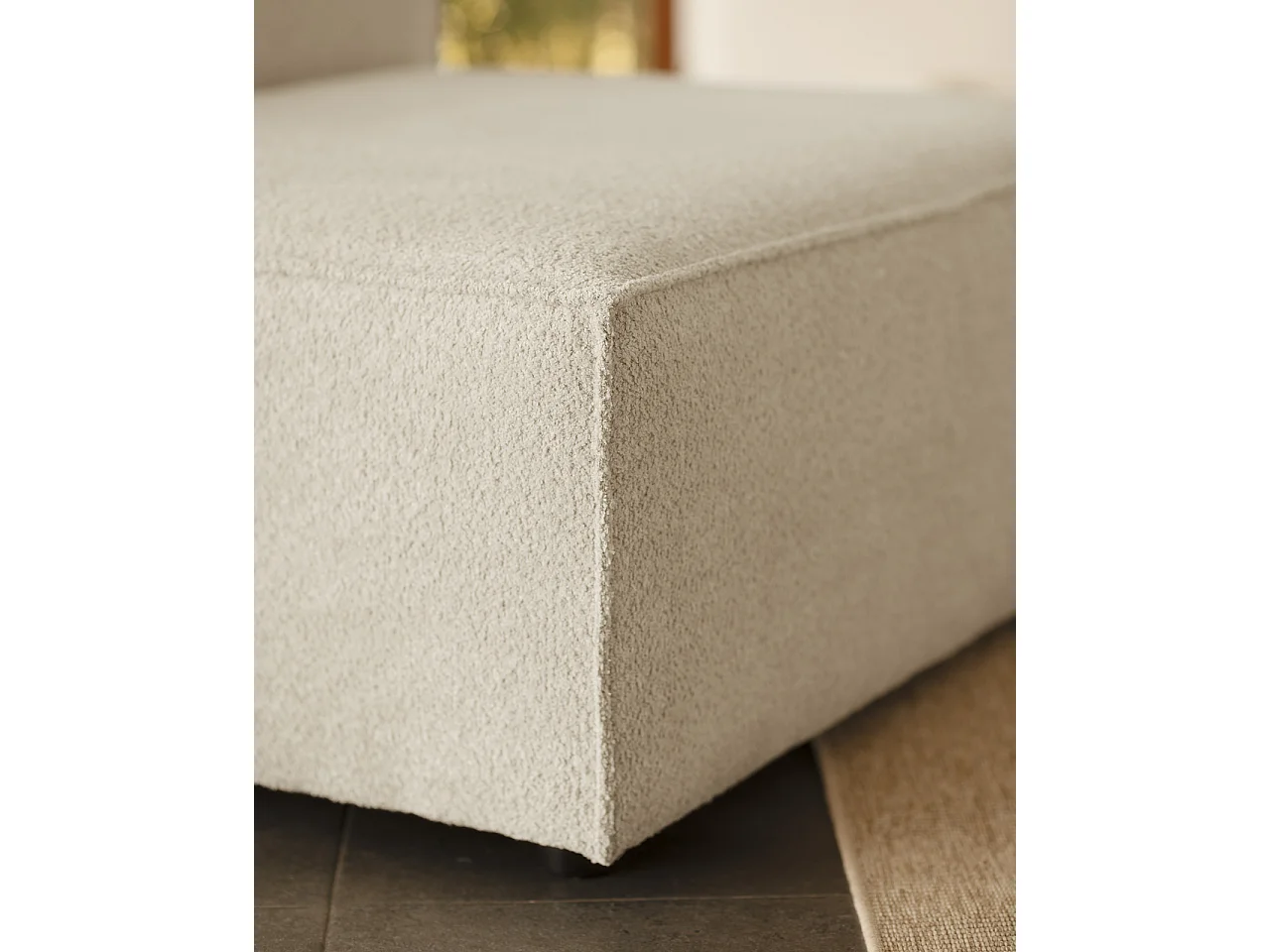 Sillón de bouclé color gris claro 130x110cm - LOLA - DECOWOOD