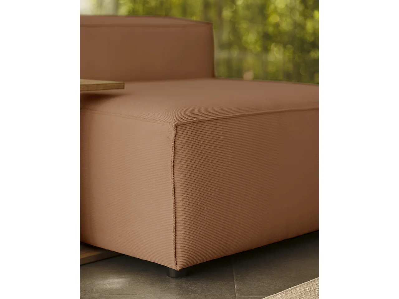 Sillón de pana color coral 130x110cm - LOLA - DECOWOOD