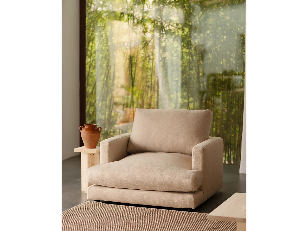 Sillón tono beige de 105x108cm - LAIA - DECOWOOD