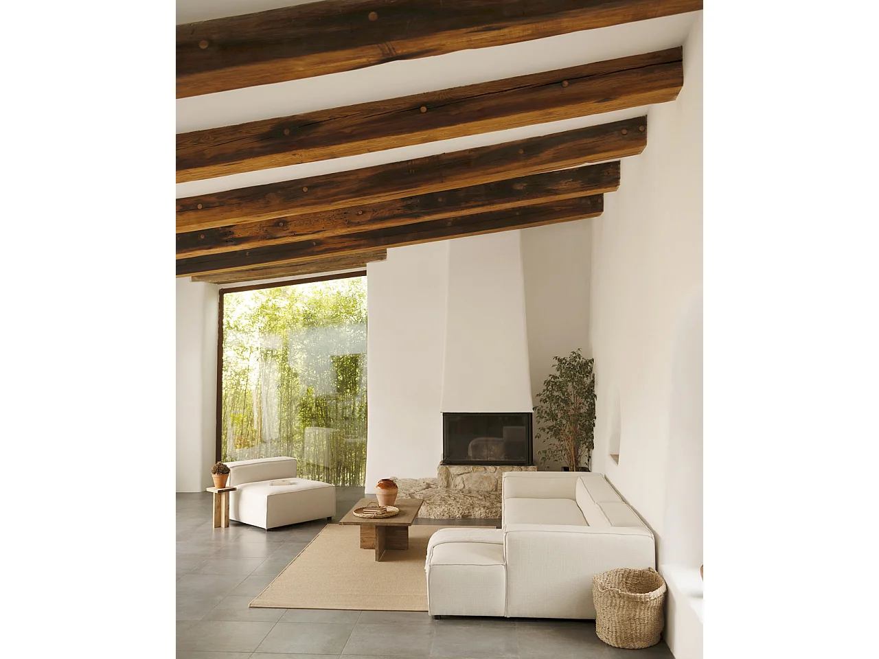 Sillón color blanco roto 130x110cm - LOLA - DECOWOOD