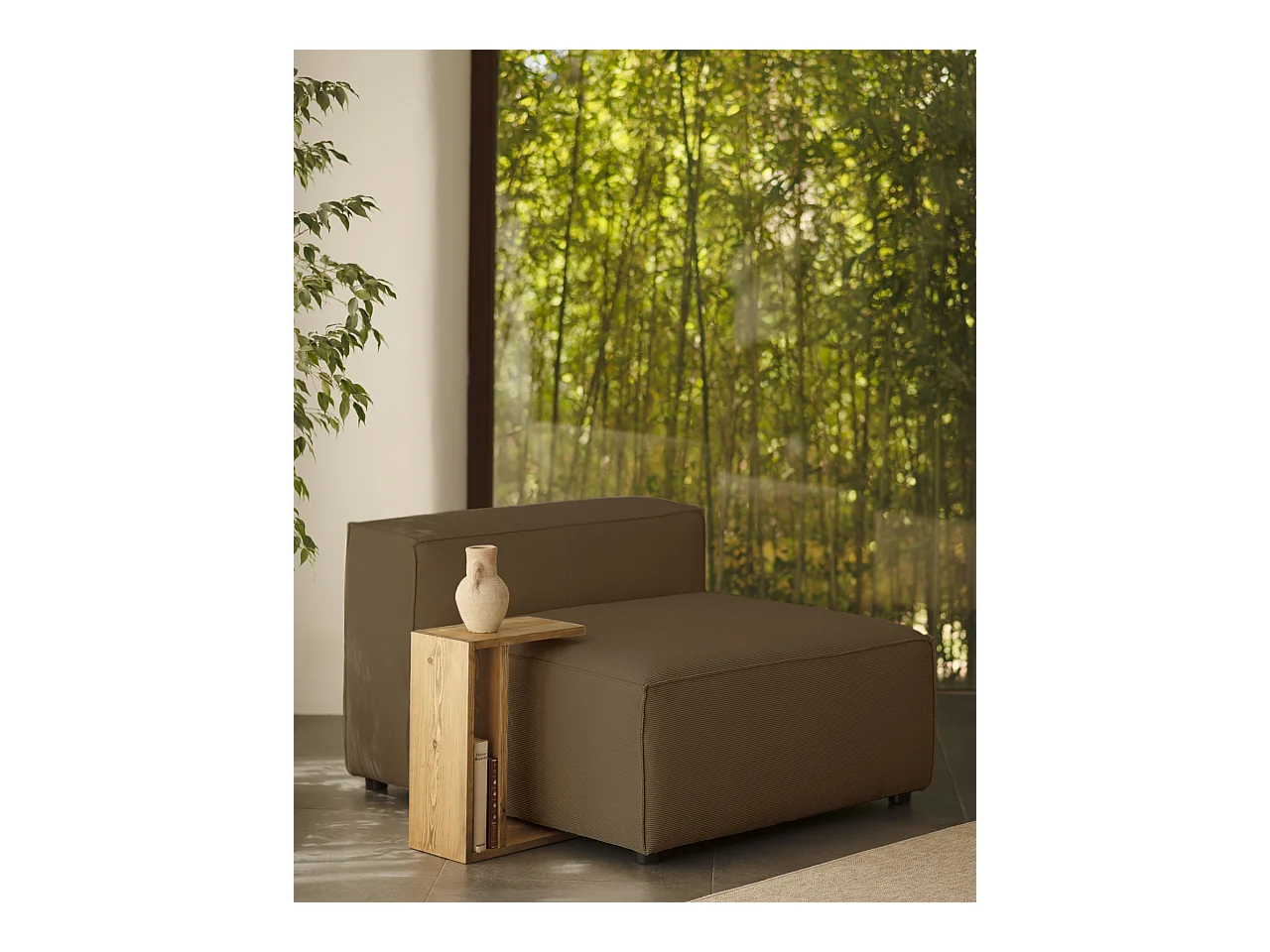 Fauteuil en velours côtelé couleur marron taupe 110x90cm