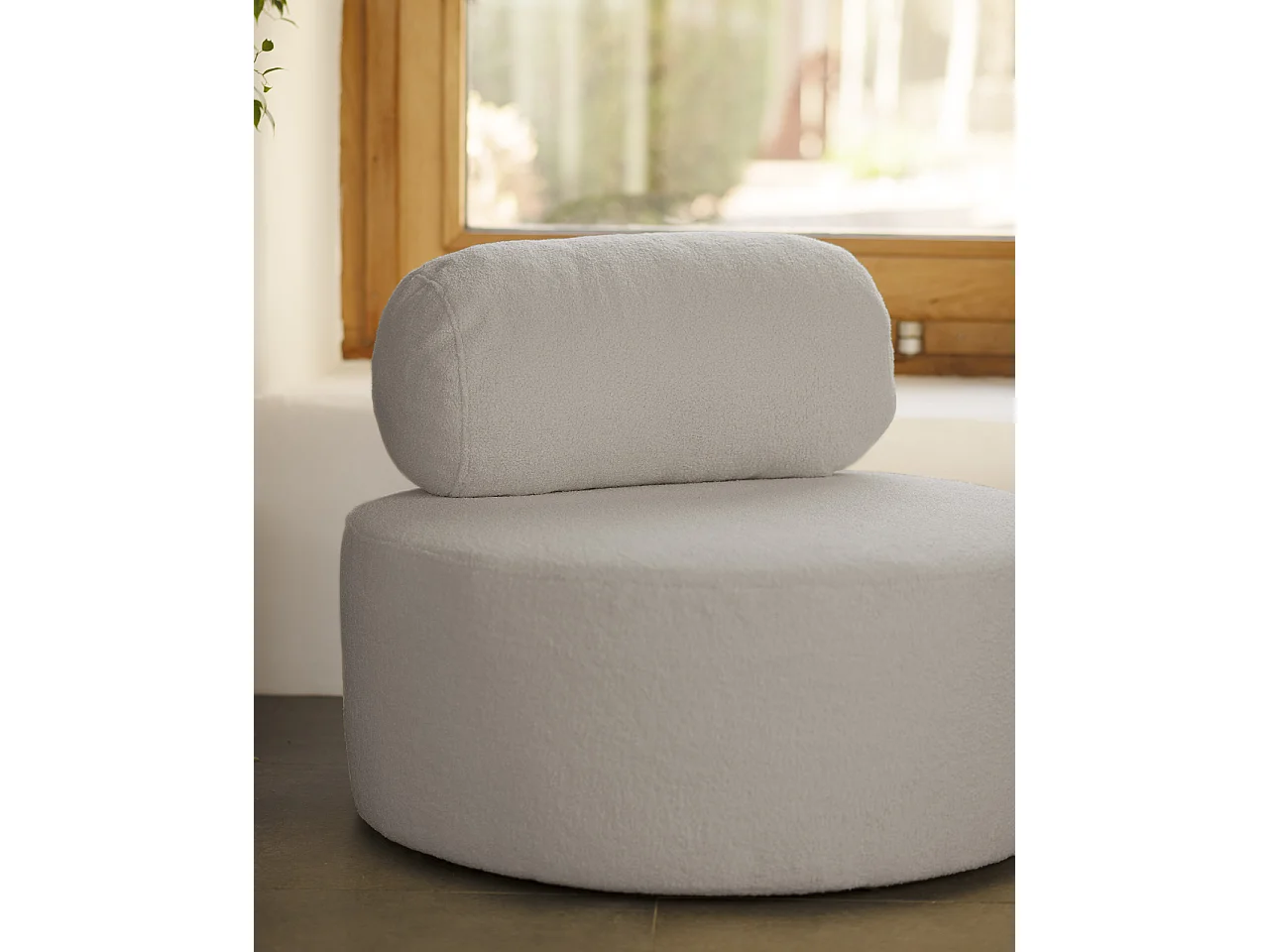 Fauteuil en bouclé rond couleur gris clair 105x50cm