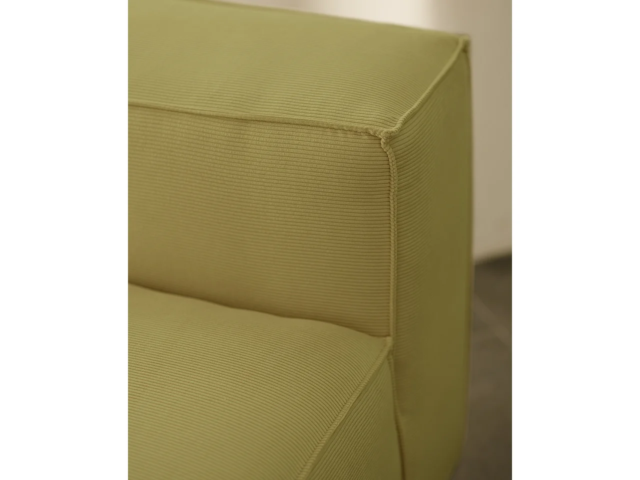 Sillón de pana color lima 130x110cm - LOLA - DECOWOOD