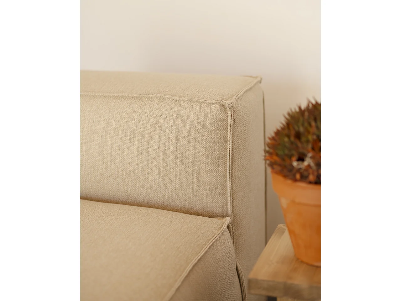 Sillón color marron beige 130x110cm - LOLA - DECOWOOD