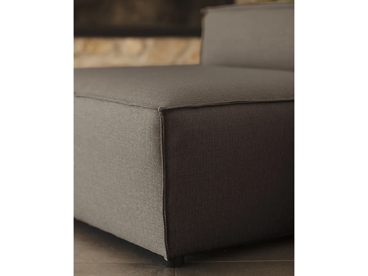 Sillón color gris oscuro 130x110cm - LOLA - DECOWOOD