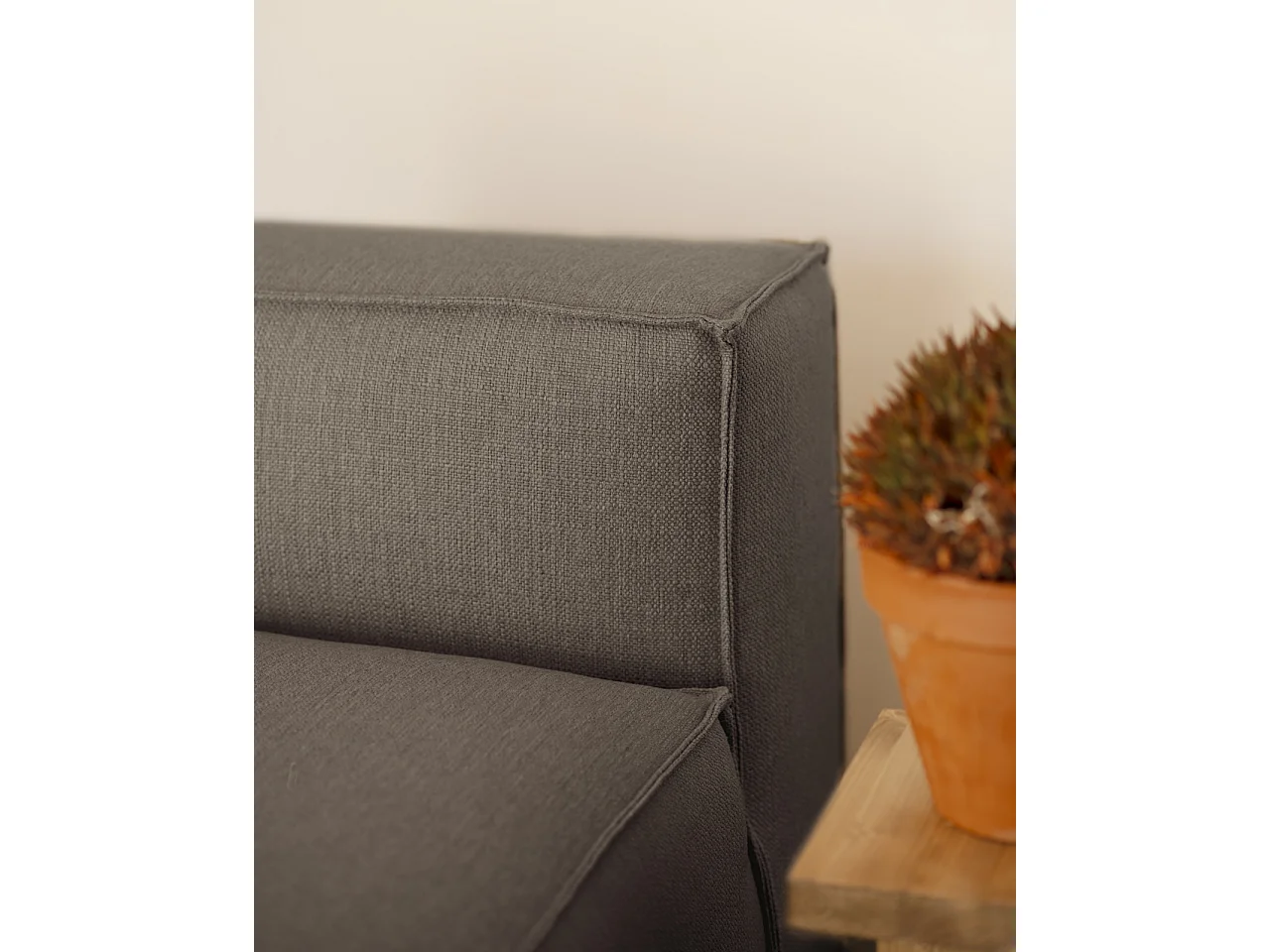 Sillón color gris oscuro 130x110cm - LOLA - DECOWOOD