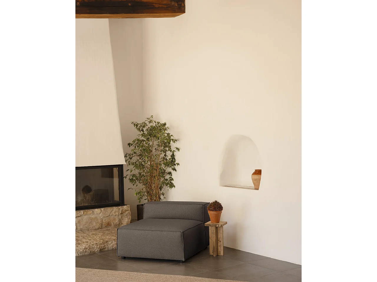 Sillón color gris oscuro 130x110cm - LOLA - DECOWOOD