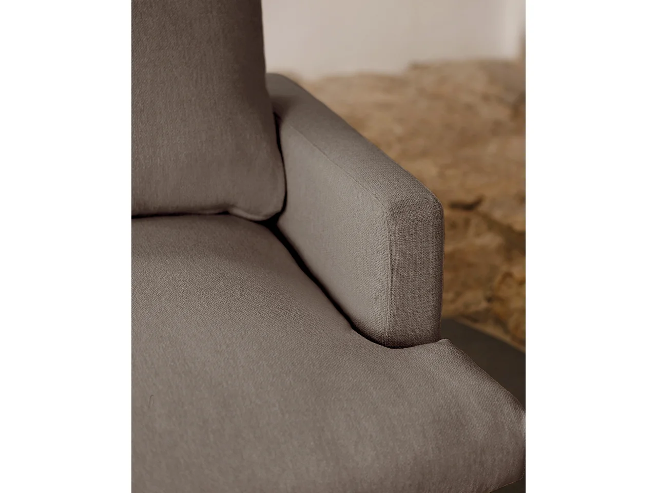 Sillón tono gris oscuro de 105x108cm - LAIA - DECOWOOD
