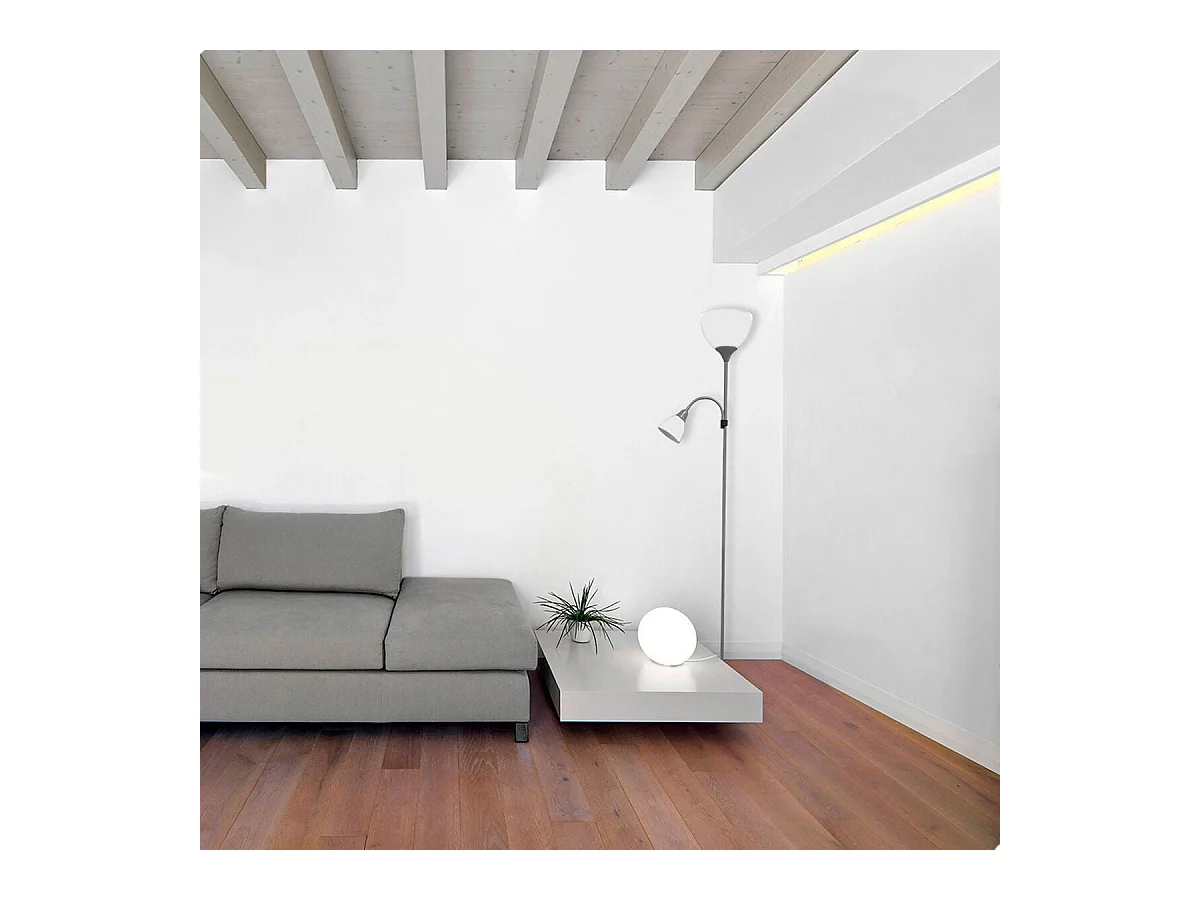 EDM Boston Lámpara de pie plateada