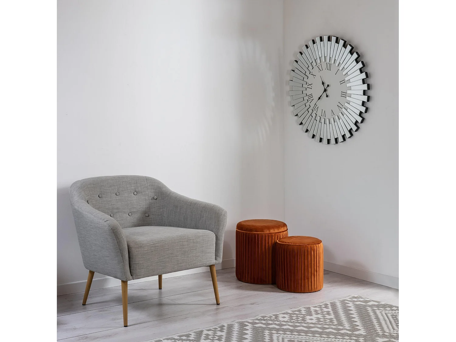 Specchio da Parete Rotondo con Orologio 80x80 cm Aika