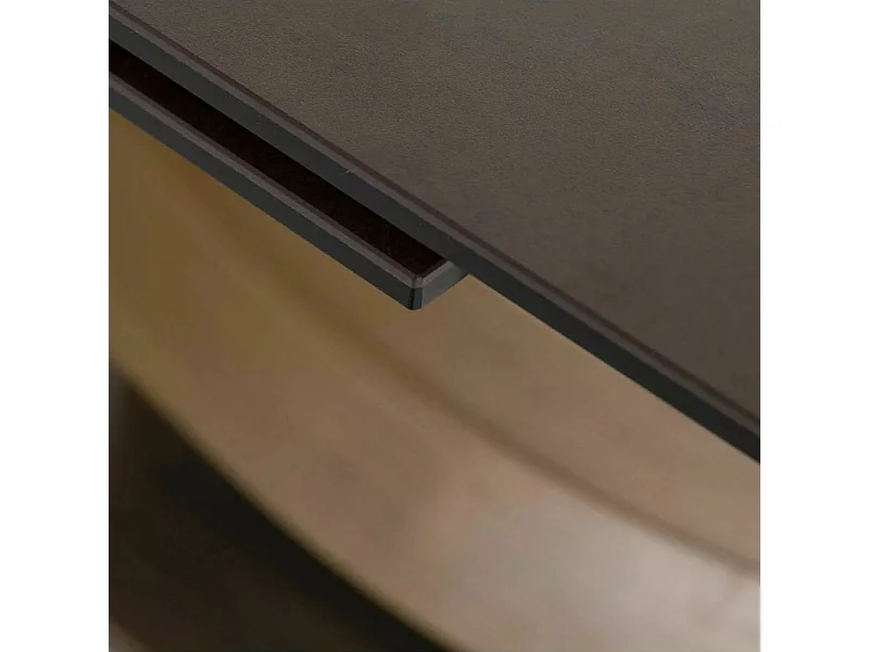 Table en résine frittée aspect marbre extensible 160-240 cm avec pied acier noir design Lisa