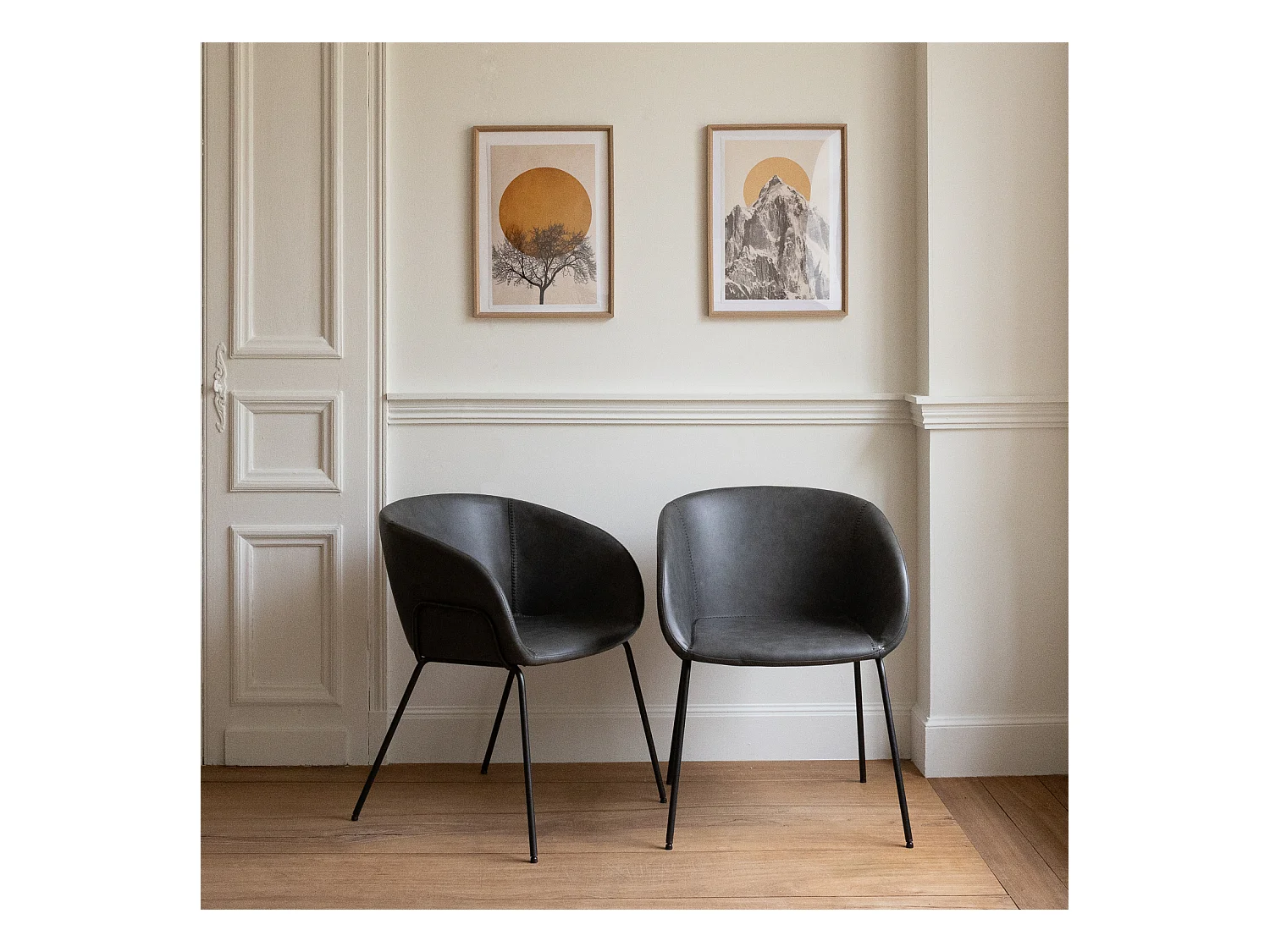 Lot de 2 chaises en simili gris foncé ANDRÉ - HAPPY GARDEN