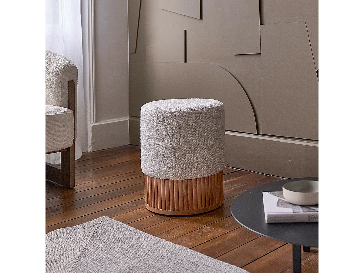 Pouf in teak massello e tessuto bouclé 38 cm