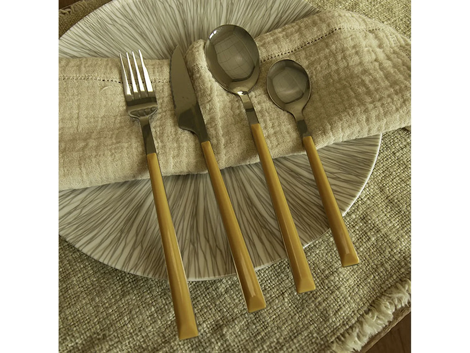 Novastyl - Lot 6 Fourchettes De Table Colorama 21cm En Acier Inoxydable Safran