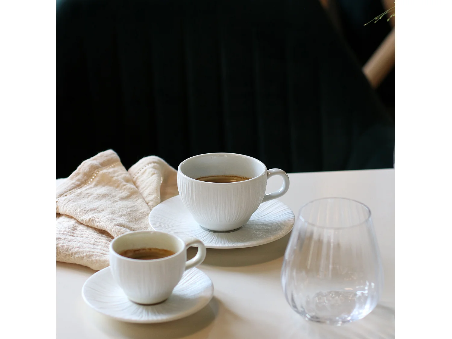 Ogo Living - Lot 6 Tasses 21cl Et Soucoupes 15cm Urus En Porcelaine Bleu Et Blanc