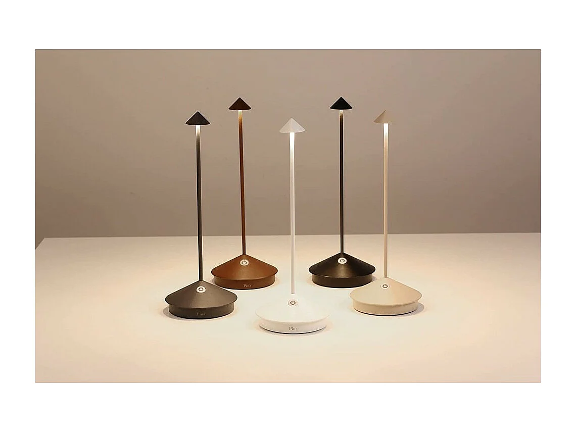 Lampe de table LED Pina Pro Noir Mat rechargeable et dimmable sans fil Zafferano 2200-2700-3000K