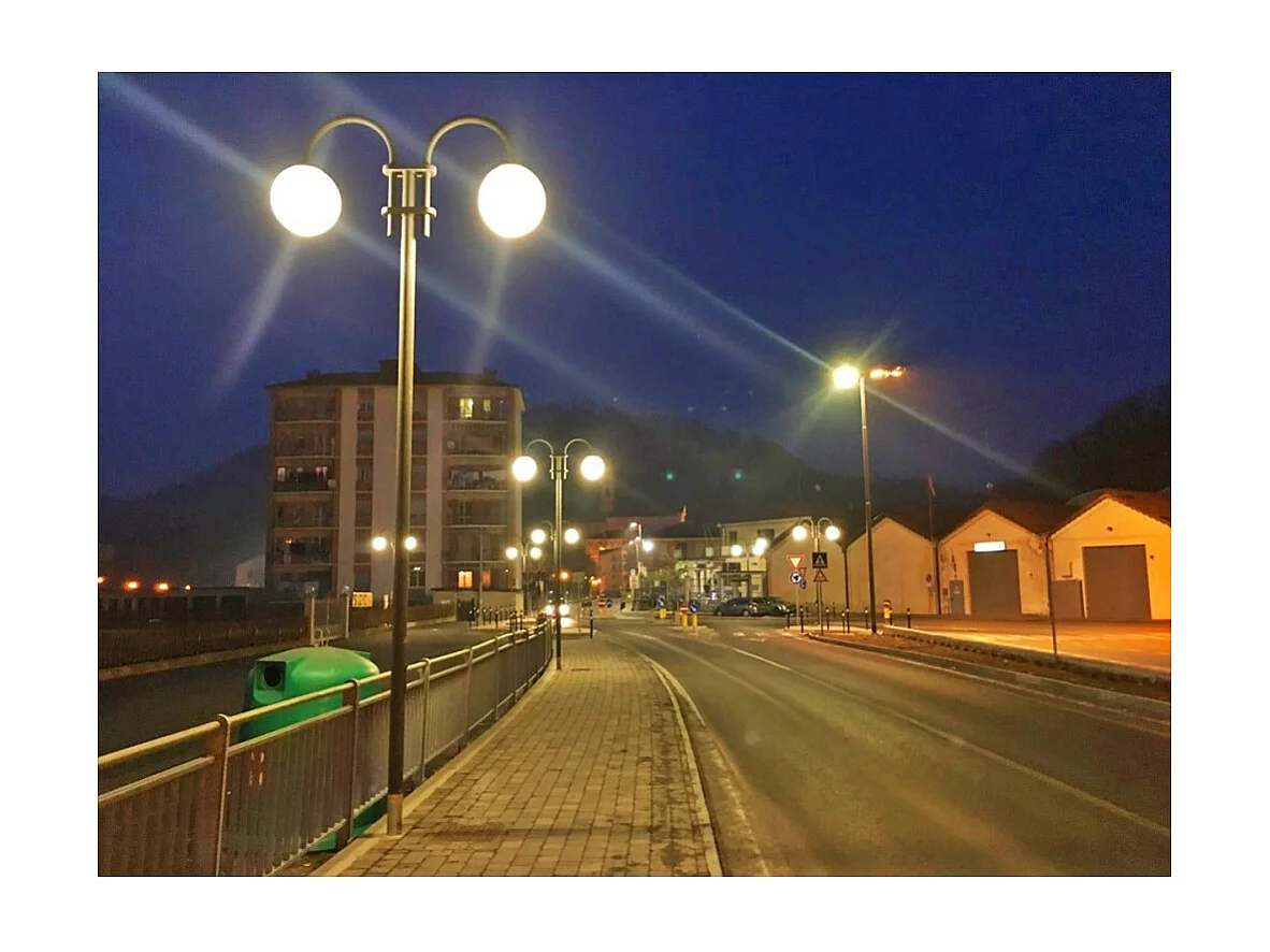 Lampadina a led ad alta potenza ARIA 50W E40 6200lumen - Luce Fredda 5000K