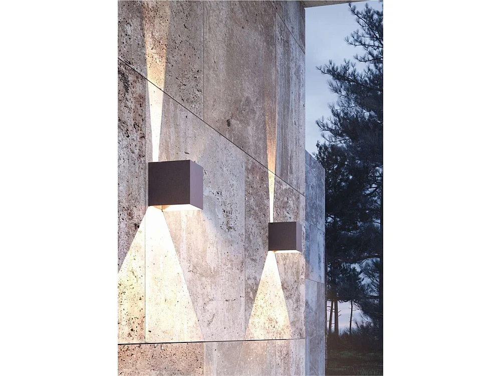 Aplique LED branco IP54 6,8W com aletas ajustáveis 3000k