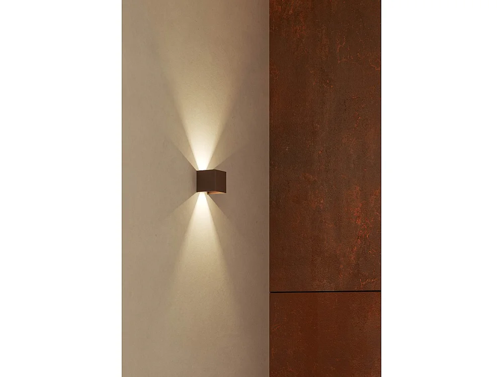 Applique murale LED blanche IP54 6,8W à ailettes orientables 3000k