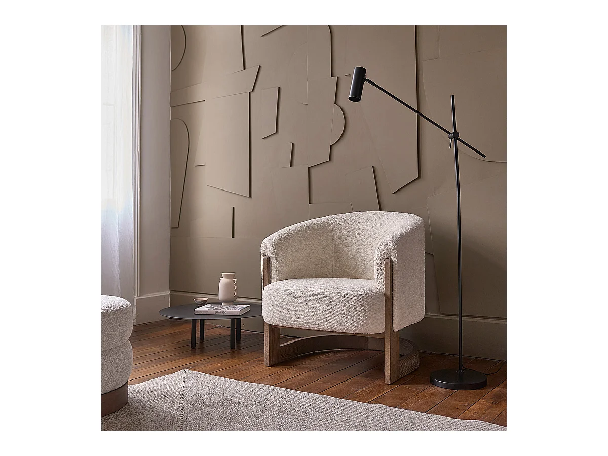 Fauteuil en chêne massif et tissu bouclette écrue
