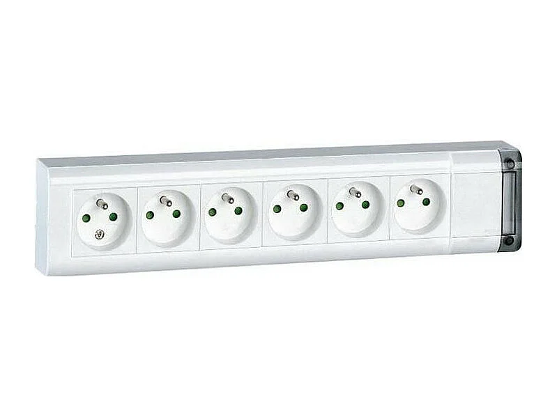 Legrand wandcontactdoos met 6x16A - 3500W - wit, met muurbevestiging en speciale uiteinden