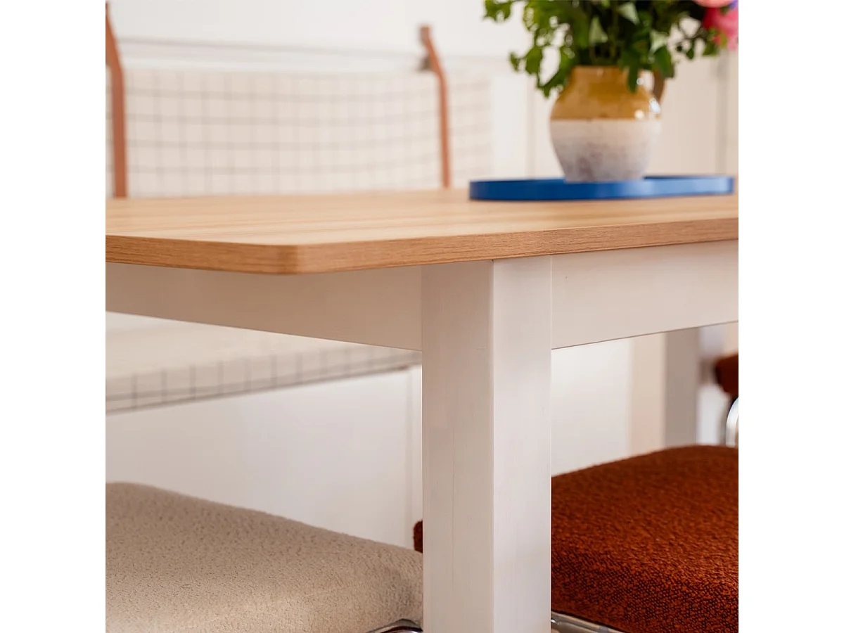 Table à manger extensible effet bois 6/8 personnes, piètement blanc 140/180 cm - Lexi