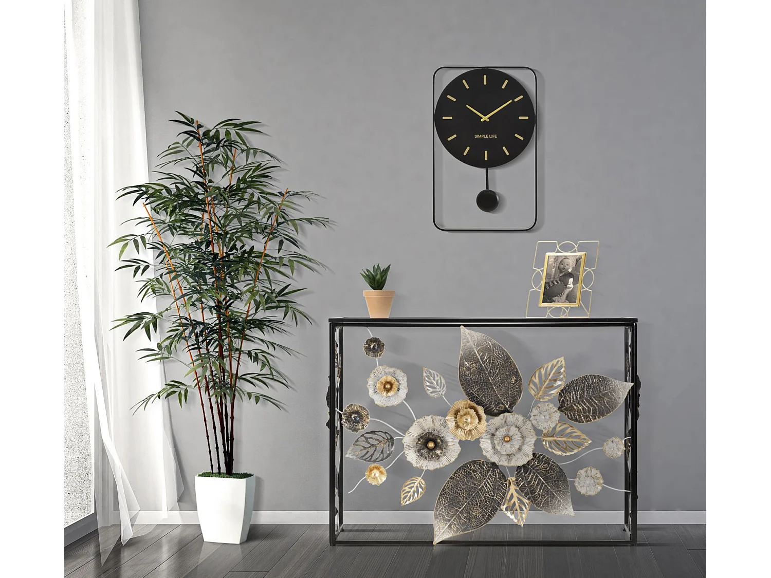 Console en métal noir avec fleurs et plateau en verre 112x42x80 cm