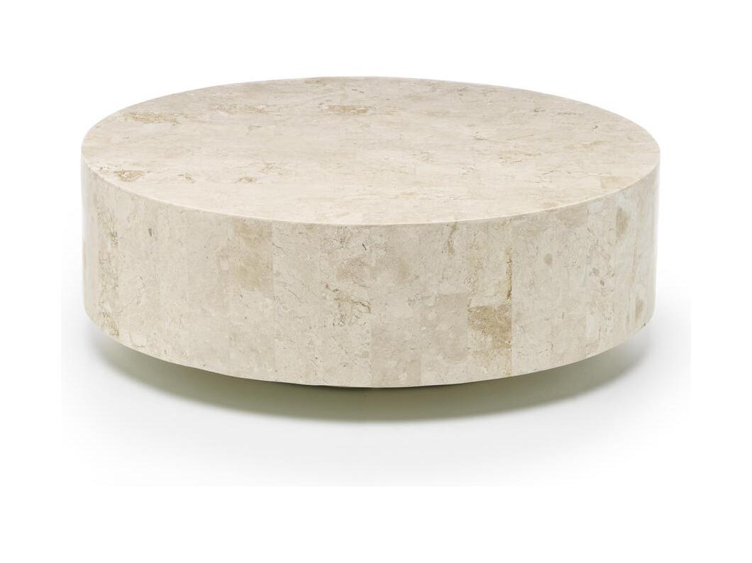 Runde 1 – Couchtisch 
(85 x 85 x 28h) aus beigem Fossilstein