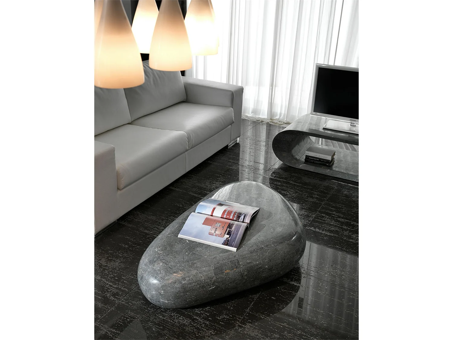 Sasso big - Stolik kawowy (74 x 123 x 27h) z szarego kamienia kopalnego