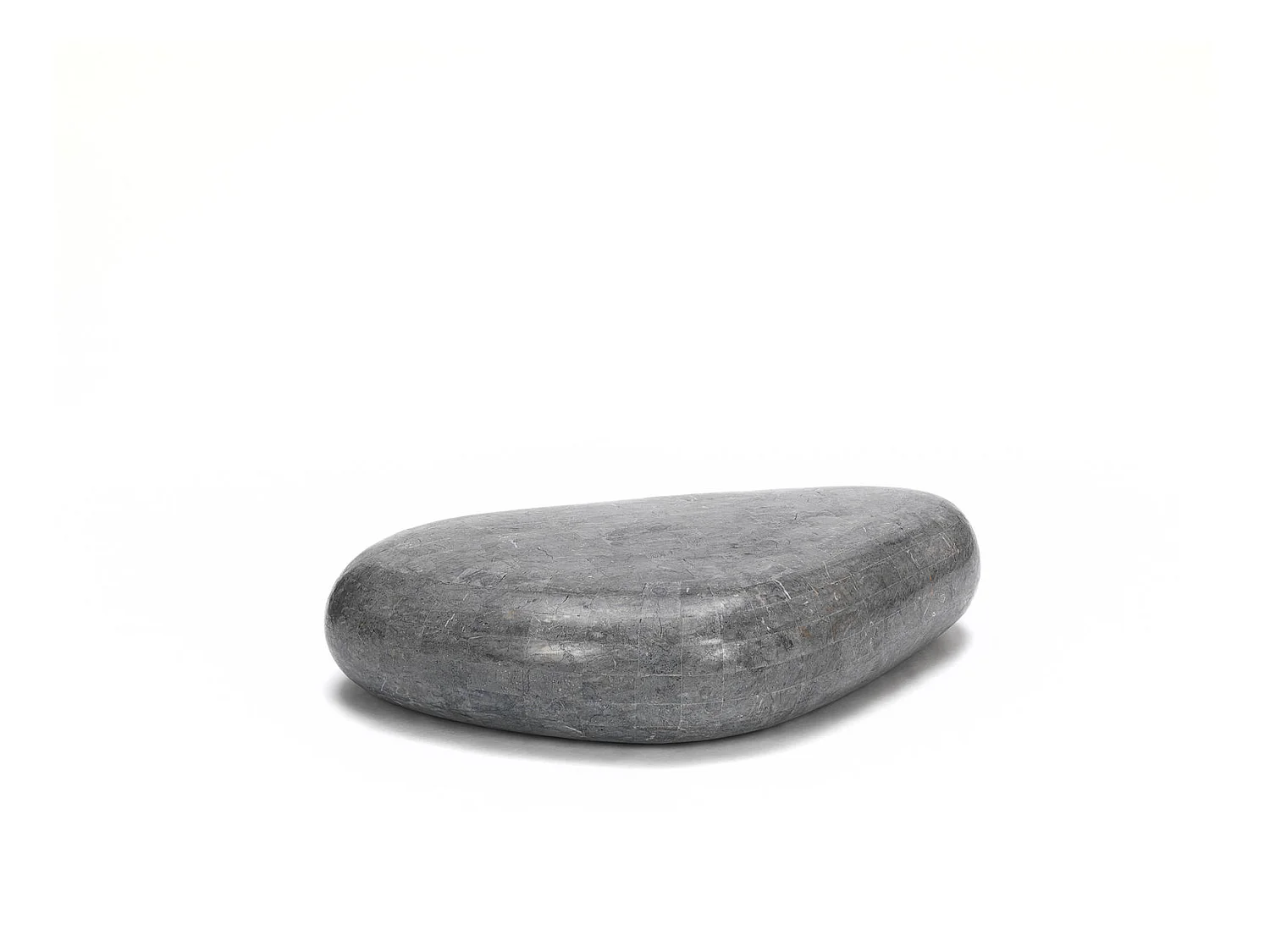 Sasso big Table basse (74 x 123 x 27h) en pierre fossile grise