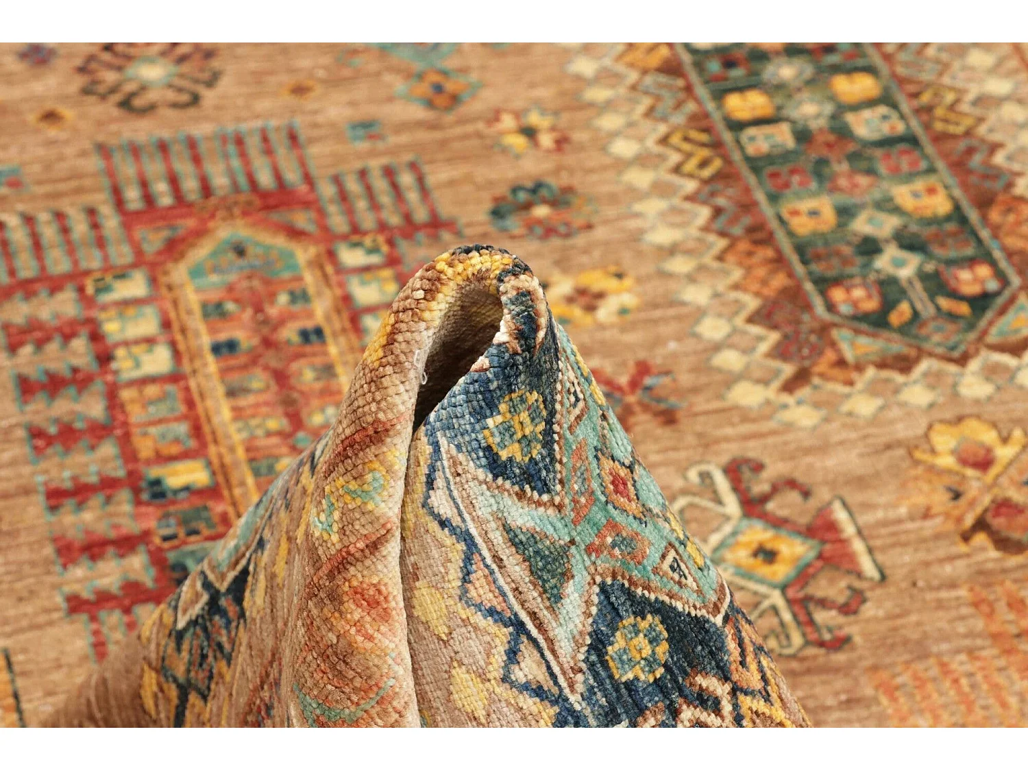 Tapis tribal Ziegler | 169x230cm