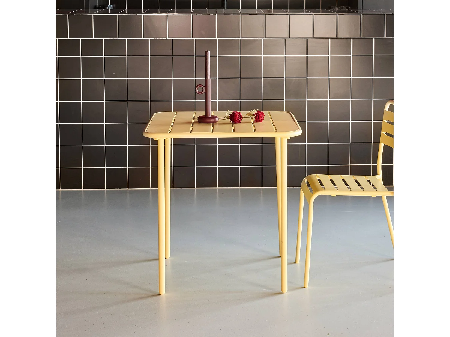 Tavolo da giardino in metallo 2 posti, 70cm, giallo